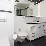And Sea Premium - Private Parking In Centre Apartment